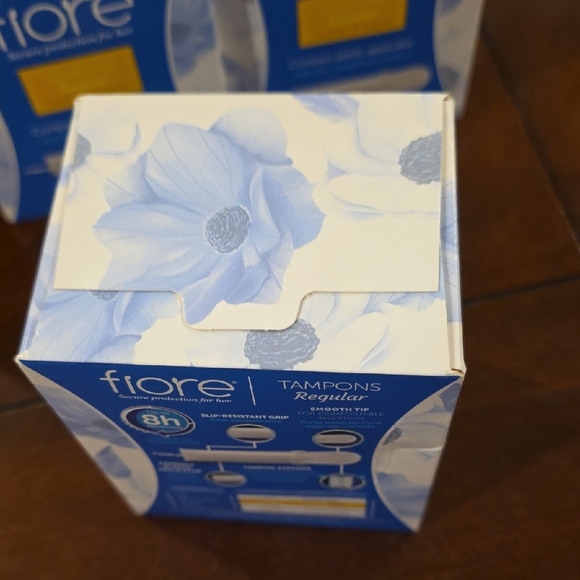 (J33) Fiore Regular Tampons with Compact Applicator - Picture 5 of 6